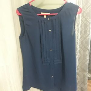 Sleeveless blouse